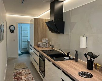 Ruhige Unterkunft für 2-3 Personen in Bad Salzungen - Bad Salzungen - Küche