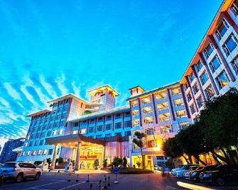 Luzhou Nanyuan Hotel - Luzhou - Building