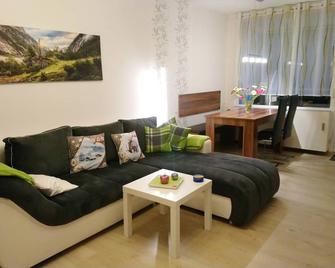 Ferienwohnung Familie Eulenstein - Clausthal-Zellerfeld - Wohnzimmer