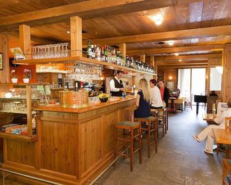 Hotel Ristorante Walser - Bosco Gurin - Бар