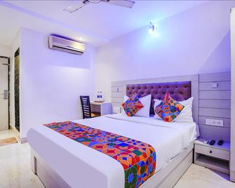 Fabexpress Embassy Suites - Bombay - Habitación