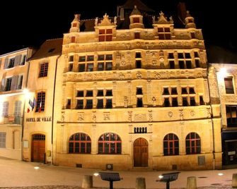 Grand Hotel de la Basilique - Paray-le-Monial - Building