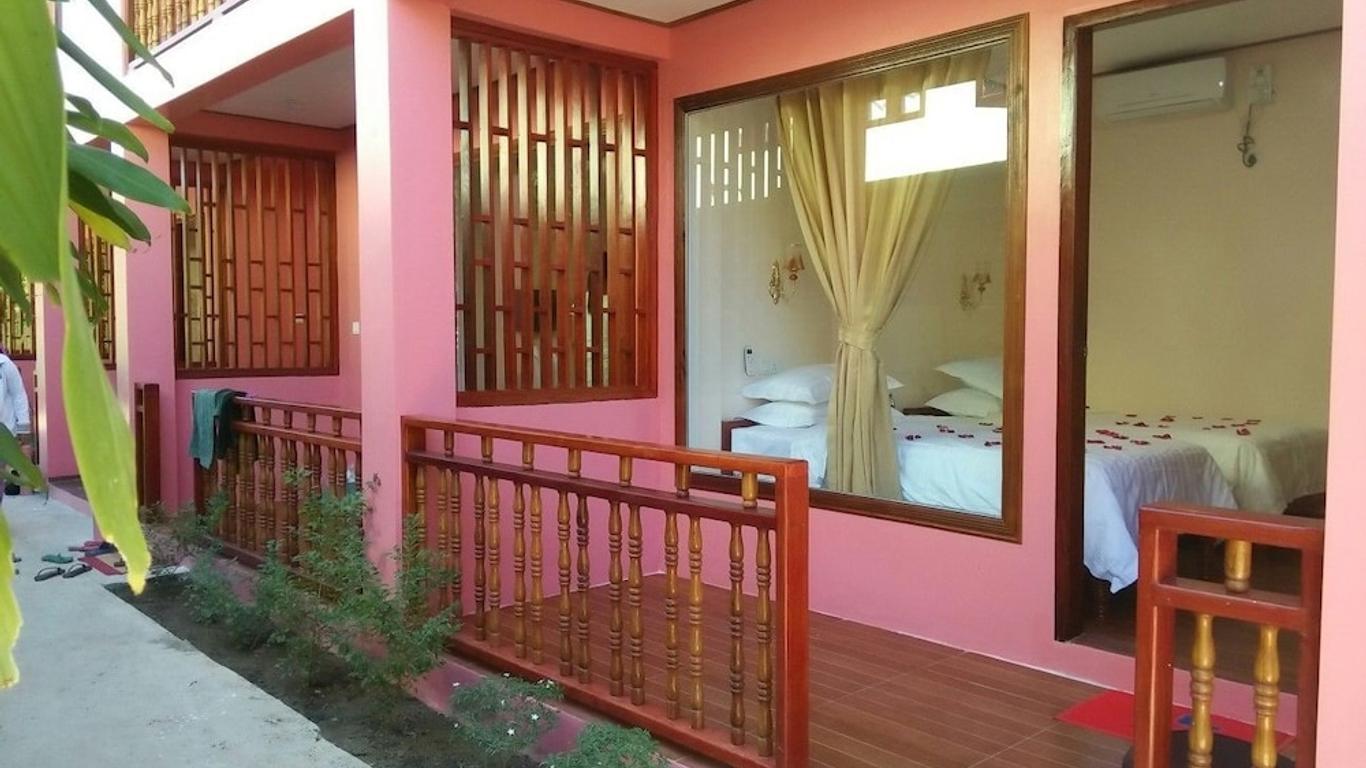 Kyaw Ngapali Lodge