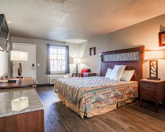 Southern Inn By OYO Walterboro I-95 - Walterboro - Bedroom
