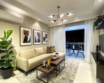 1 BR Luxury and Modern Apartment/rooftop & Gym 6FL - Santo Domingo