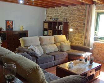 Casa Torres Casa para 6 cerca del mar - Muros - Sala de estar