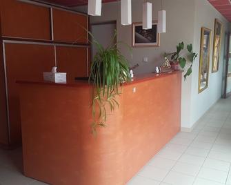 Auberge de Barret sur Meouge - Barret-sur-Méouge - Recepción