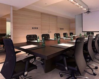 Hotel Cozzi Minsheng Taipei - Taipei City - Meeting room