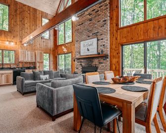 Sleep 12 @ Bellaire Chalet in Schuss Village @ Shanty Creek Resort - Bellaire - Salle à manger