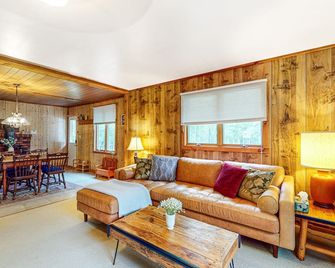 Rustic Retreat - Honor - Sala de estar