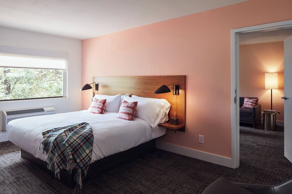 The Longleaf Hotel - ראליי - חדר שינה