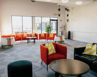 Key West Resort on Lake Dora - Tavares - Lounge