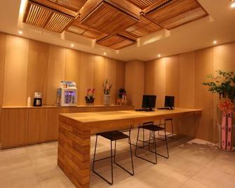 Hotel Rich - Goyang - Front desk