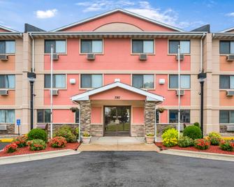 Quality Inn Cedar Rapids South - סידר ראפידס - בניין