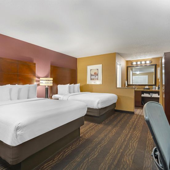Best Western Plus Stovall's Inn image 1