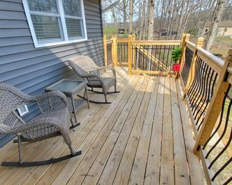 Lake Sara Dream - Effingham - Balcony