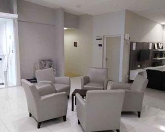 1acs Residence - Kuching - Living room