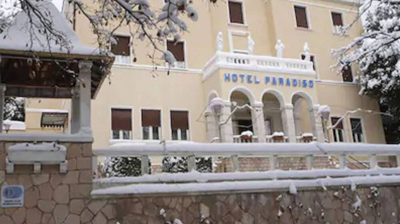 Hotel Paradiso