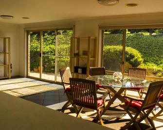 Island Breeze Motel - King Island - Comedor