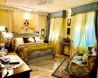 Hotel Vandelli - Pavullo nel Frignano - Bedroom