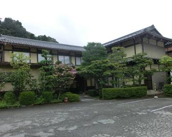 Minshuku Iwatakan - Takayama - Building