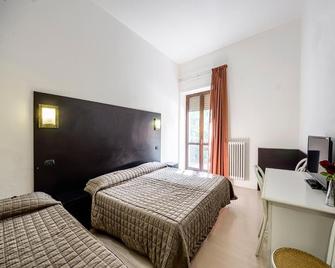 Hotel Colucci - Nusco - Bedroom
