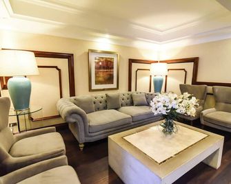 هوتل جران بالاس - سانتياغو - ردهة