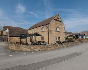 Olde House, Chesterfield by Marston's Inns - צ'סטרפילד - בניין