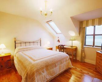 Imeall Na Mara - דינגל - חדר שינה