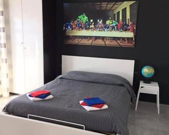 Interno 10 - Syrakus - Schlafzimmer