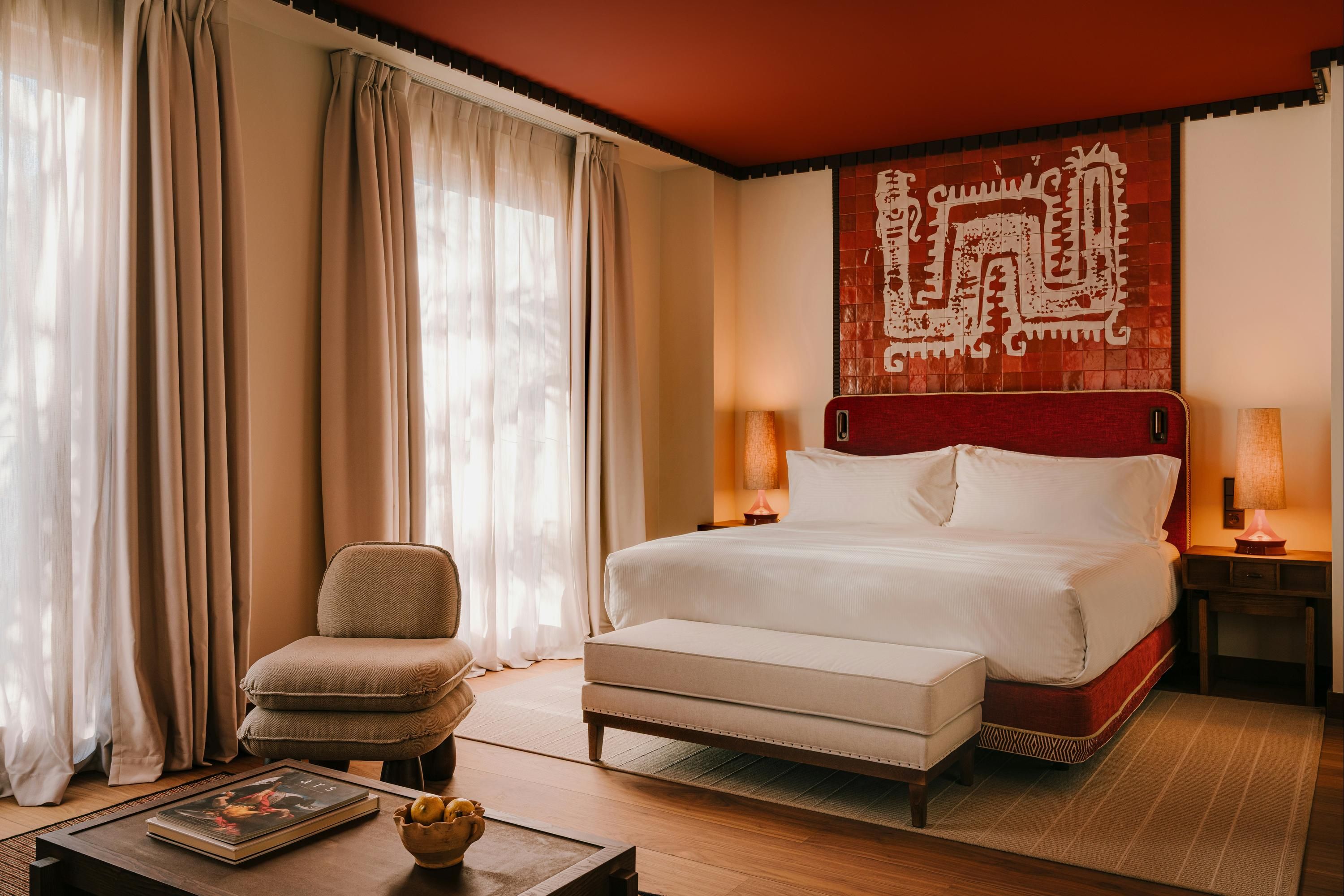 Palacio de Godoy Caceres, Curio Collection by Hilton - קסרס - חדר שינה