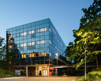 easyHotel Milton Keynes - Milton Keynes - Building