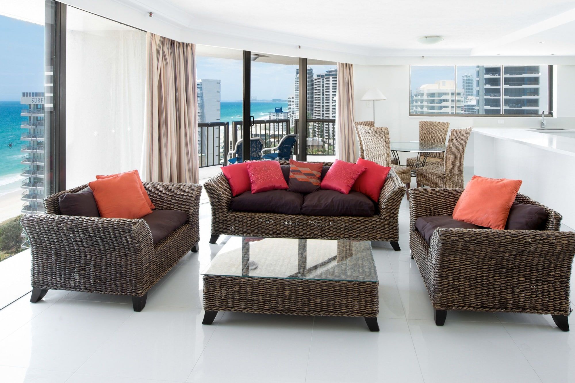 بريك فري لونج بيتش