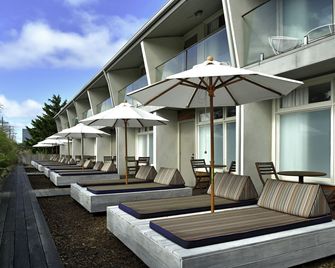 ذا مونتاوك بيتش هاوس - مونتوك - شرفة مرصوفة