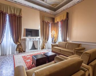Hotel Nani Mocenigo Palace - Venice - Living room
