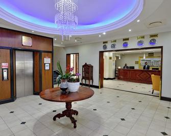 The Balmoral - Halaal - Durban - Lobby