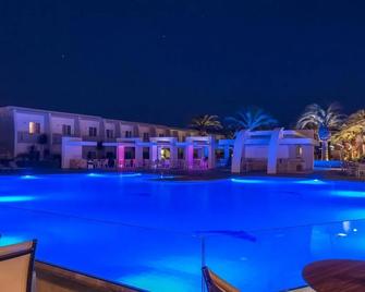 Sandy Beach - Marmari - Pool