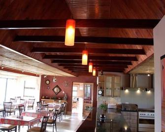 The Wacky Bush Lodge - Langebaan - Restaurace
