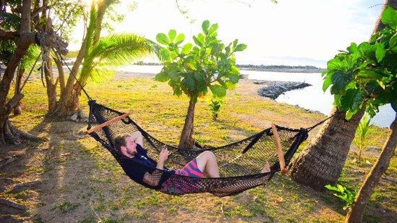 Rendezvous Surf Camp Fiji