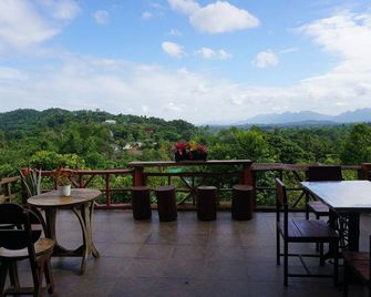 Suanboon Cottage - Chiang Dao - Balkón