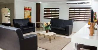 Serras Hotel - Rondonópolis - Living room