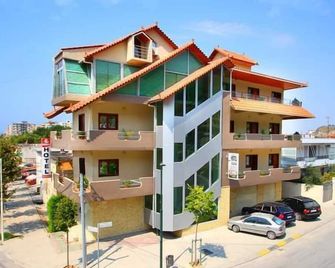 Hotel Colosseo - Vlorë - Edificio