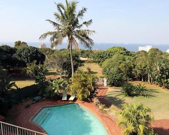 Kingston Place Guesthouse - Umhlanga - Πισίνα