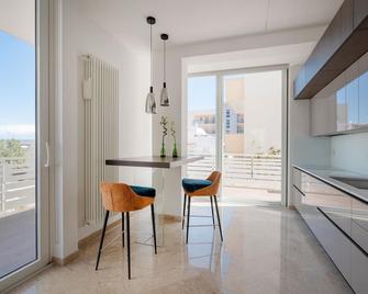 Holiday Suite LuVi Polignano a mare - Polignano a Mare - Jadalnia