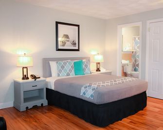 Colonial Inn Seekonk - Seekonk - Bedroom