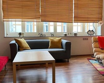 Apartment Petite - 3 bed apartment - Hachenburg - Sala de estar