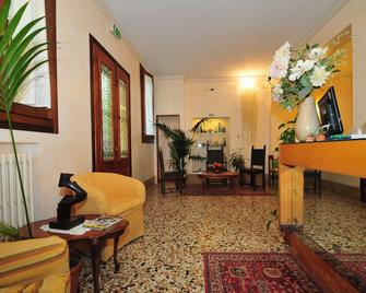 Locanda Sant'Anna Hotel - Venice - Lobby