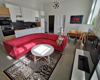 2-Bedroom Royal Apartment with Own Sauna in Kotka - Kotka