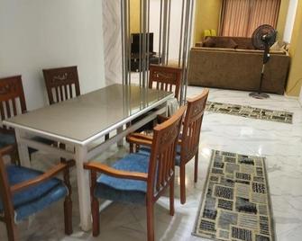 3 room apartment - El Cairo - Comedor
