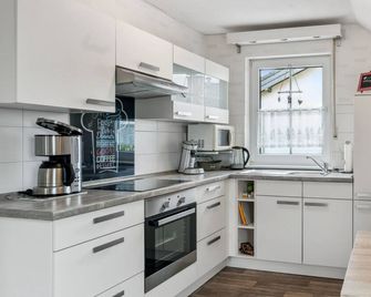 Apartment Iris 2 by Interhome - Lutzerath - Cocina